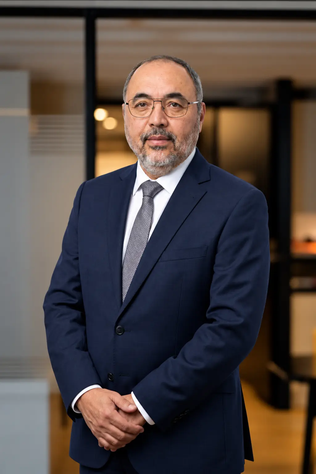 Ghulam Hasan Haidary , Associate hos stadsrevisionen